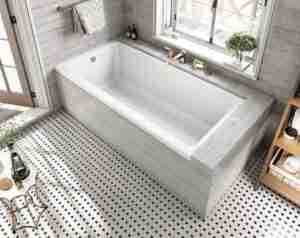 Bathtub and Shower Combo in a Rectangular Shape