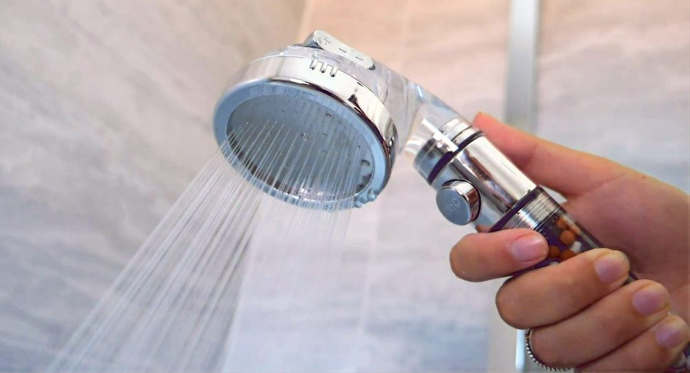 What Are The Benefits Of A Shower Head With A Hose?