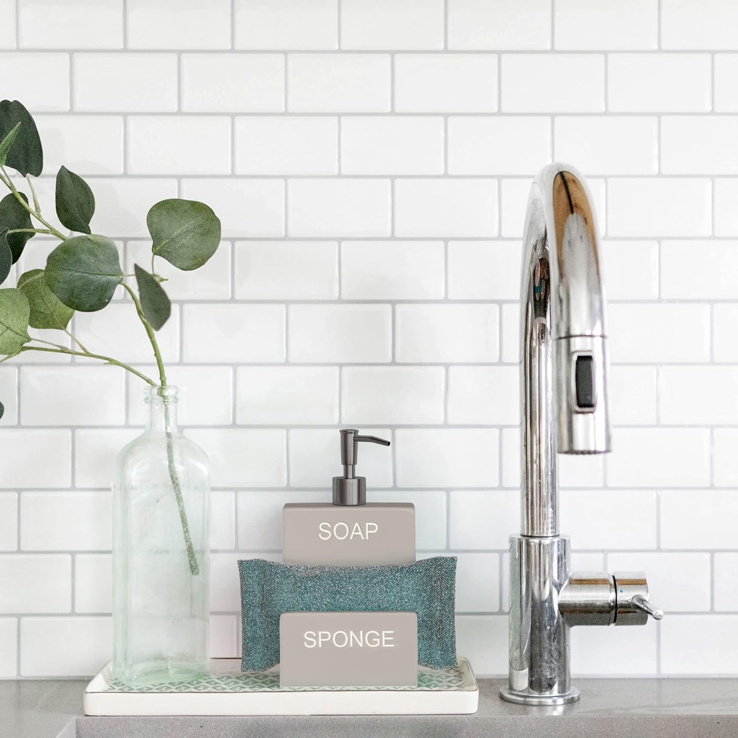 Ceramic Soap Pump by Barnyard Designs Ceramic Soap Pump by Barnyard Designs